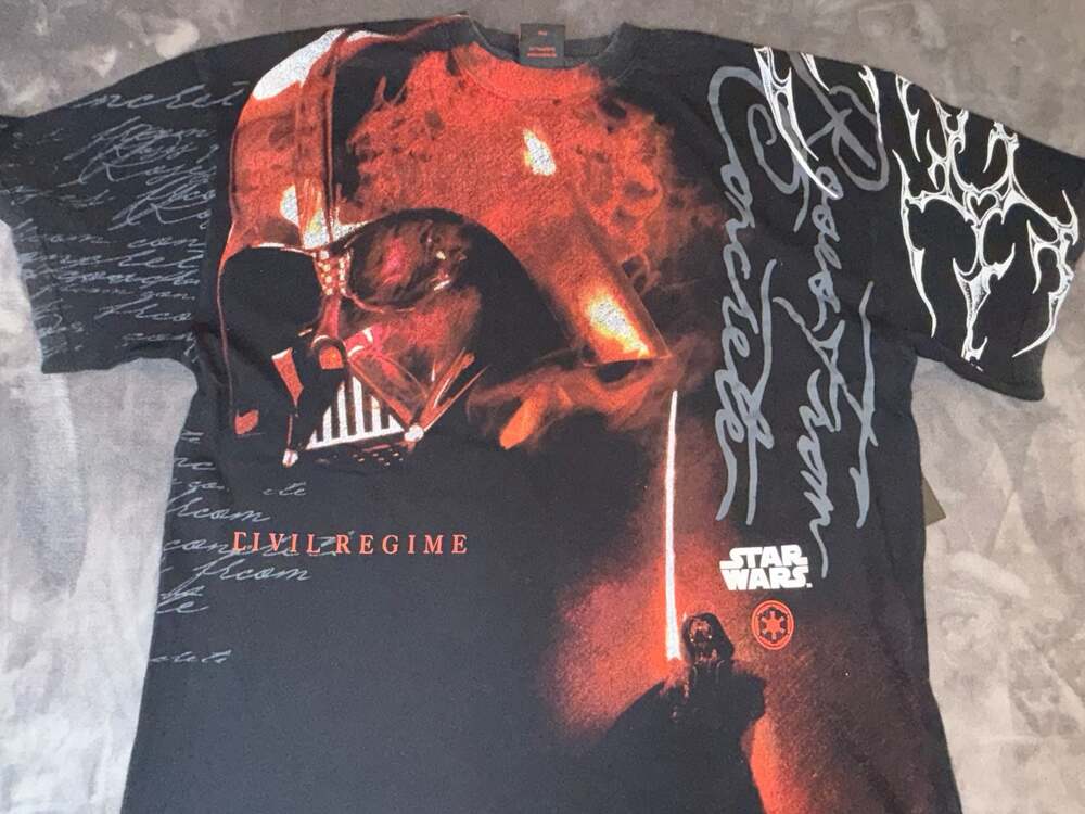 Civil Regime Star Wars Darth Vader Graphic T-Shirt Black Size sm